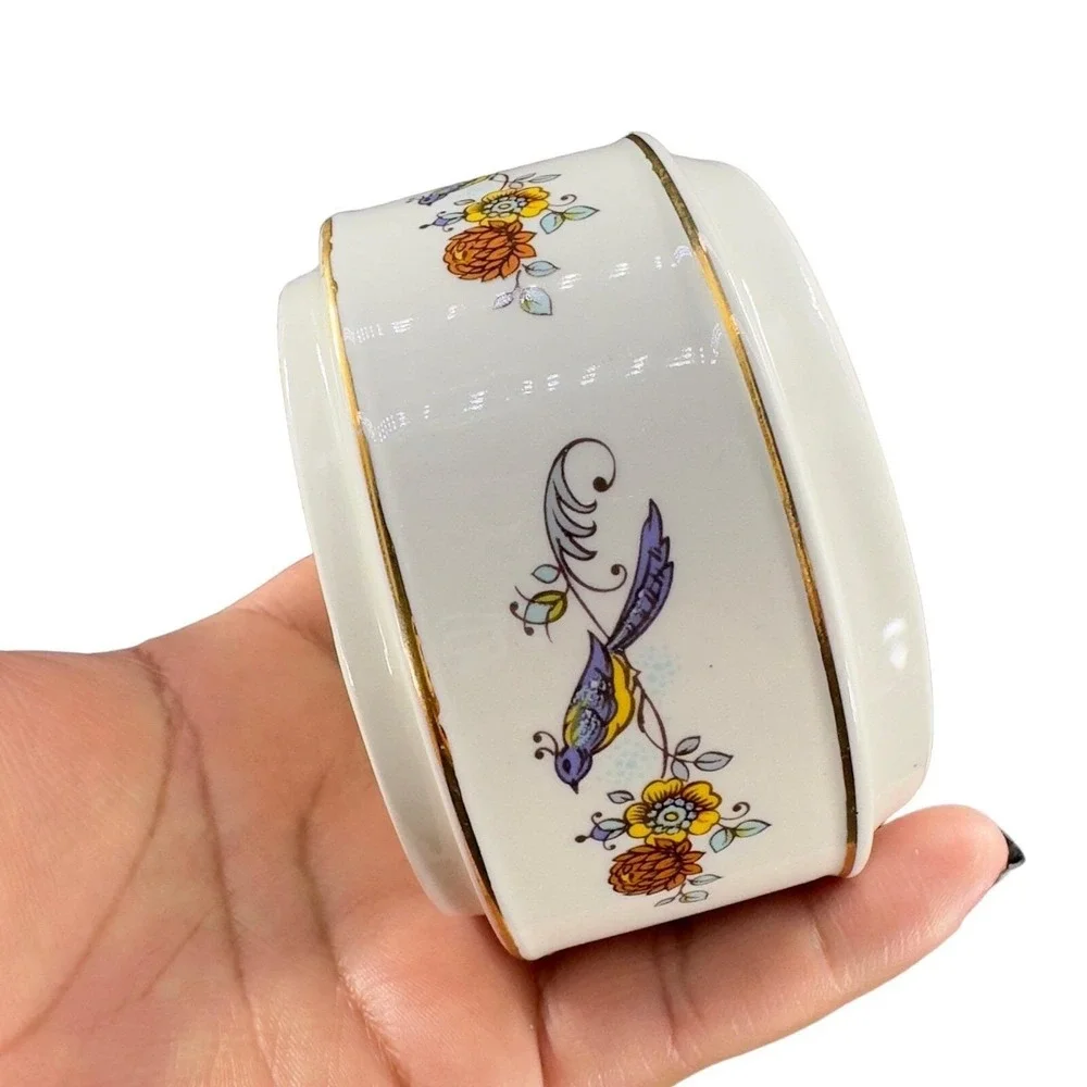 Sadler Fine Porcelain Trinket Box Blue Birds‎ England Vintage Jewelry Storage